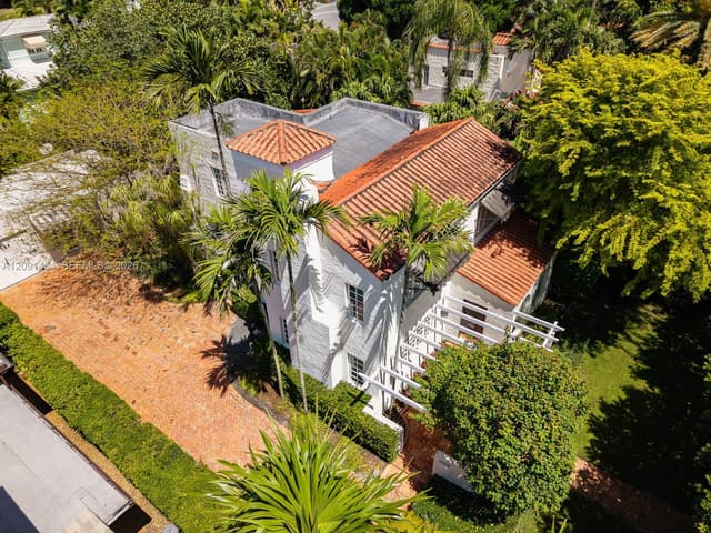 1229 Asturia Ave, Coral Gables FL 33134 - Coral Gables, FL - Photo 3