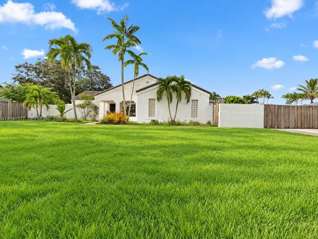 15221 SW 158th St, Miami FL 33187 - Miami, FL - Photo 2
