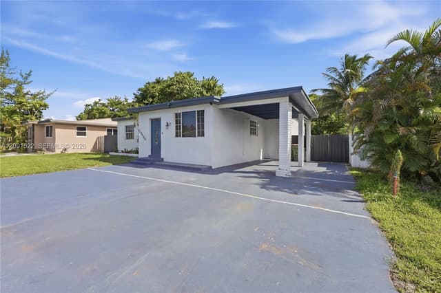 1170 NE 135th St, North Miami FL 33161 - North Miami, FL - Photo 2