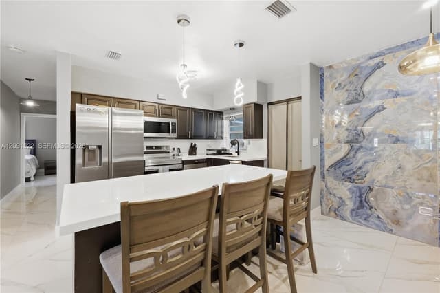 1170 NE 135th St, North Miami FL 33161 - North Miami, FL - Photo 7