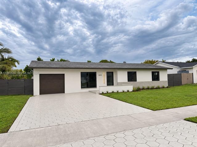 15941 SW 104th Ct, Miami FL 33157 - Miami, FL - Photo 4