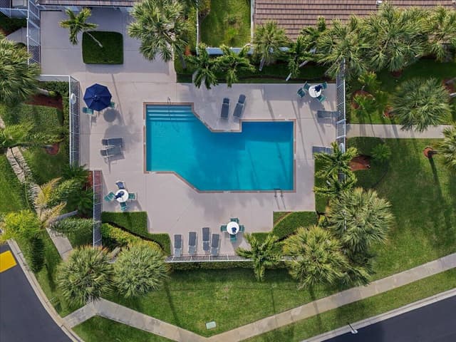 4150 Manor Forest Trail, Boynton Beach FL 33436 - Boynton Beach, FL - Photo 3