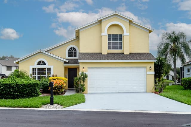 2235 SOUNDINGS Court, FL 33413 - Photo 2