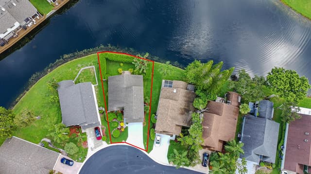 2235 SOUNDINGS Court, FL 33413 - Photo 5