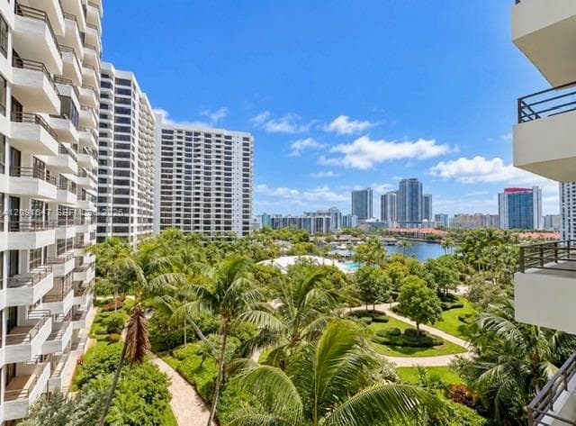 600 Three Islands Blvd # 616, Hallandale Beach FL 33009 - Hallandale Beach, FL - Photo 1