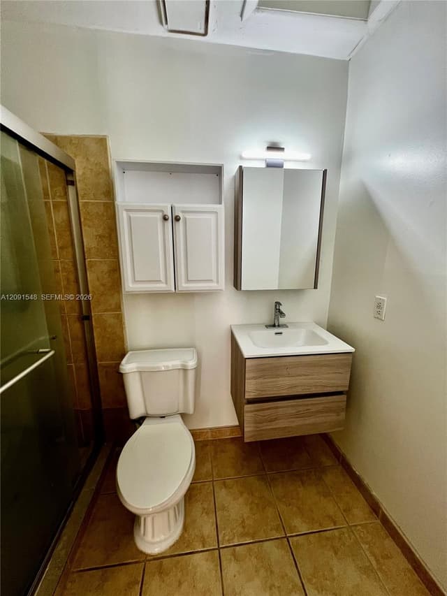 2072 NE 169th St # 8, North Miami Beach FL 33162 - North Miami Beach, FL - Photo 6
