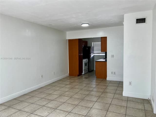2072 NE 169th St # 8, North Miami Beach FL 33162 - North Miami Beach, FL - Photo 4
