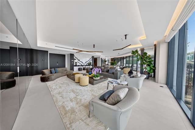 1000 NE Biscayne Blvd # 2202, Miami FL 33132 - Miami, FL - Photo 3