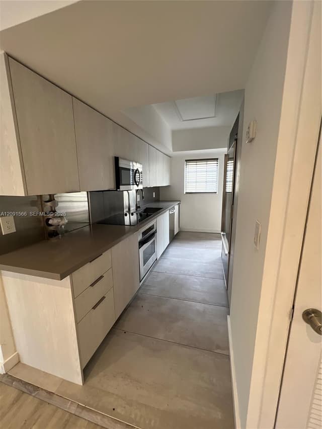 932 7th St # 932D, Miami Beach FL 33139 - Miami Beach, FL - Photo 4