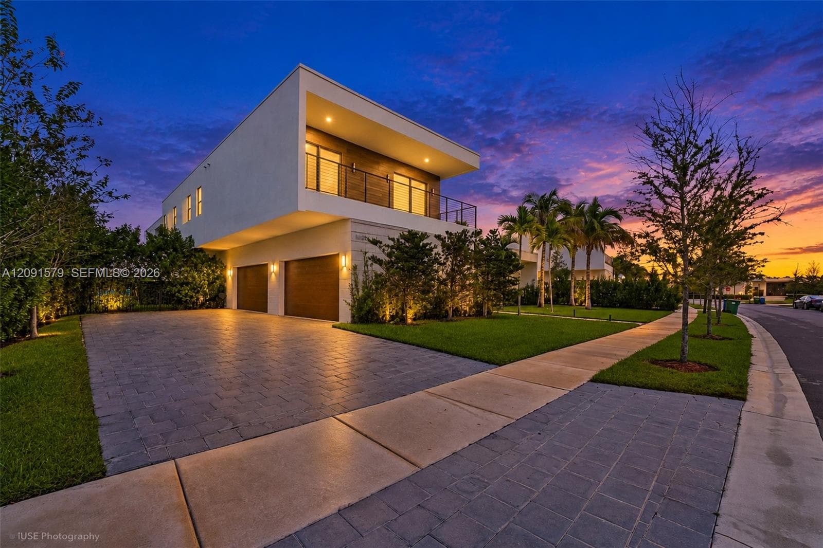 16629 BOTANIKO DR, Weston FL 33326