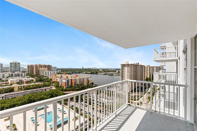 231 174th St # 2106, Sunny Isles Beach FL 33160 - Sunny Isles Beach, FL - Photo 2