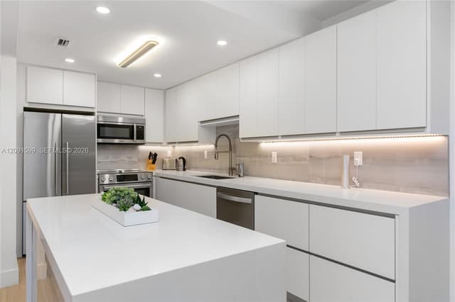 2301 Collins Ave # 318, Miami Beach FL 33139 - Miami Beach, FL - Photo 5