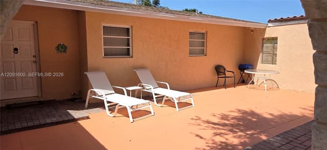 2359 N Wallen Dr, Palm Beach Gardens FL 33410 - Palm Beach Gardens, FL - Photo 2