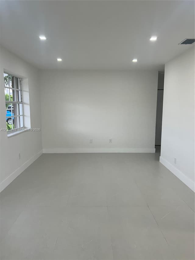9230 SW 41st St, Miami FL 33165 - Miami, FL - Photo 7