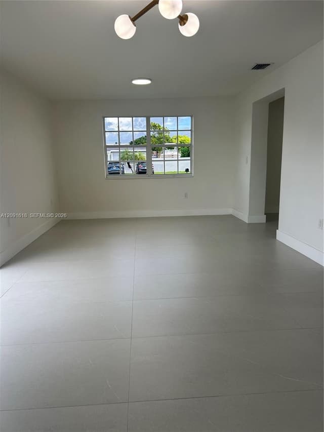 9230 SW 41st St, Miami FL 33165 - Miami, FL - Photo 5