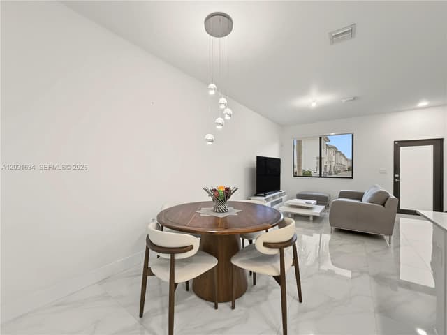 4278 NW 82nd Ave, Doral FL 33166 - Doral, FL - Photo 7
