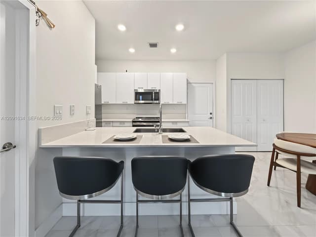 4278 NW 82nd Ave, Doral FL 33166 - Doral, FL - Photo 3