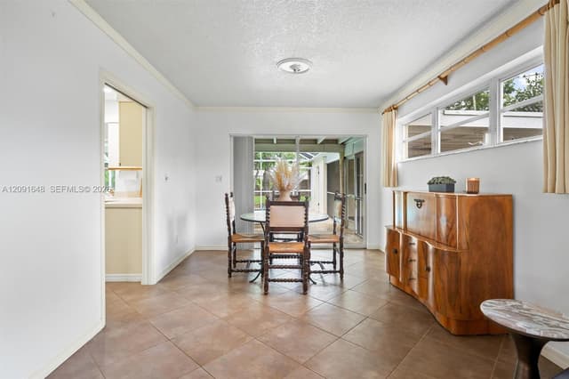 13820 SW 74th Ct, Palmetto Bay FL 33158 - Palmetto Bay, FL - Photo 6