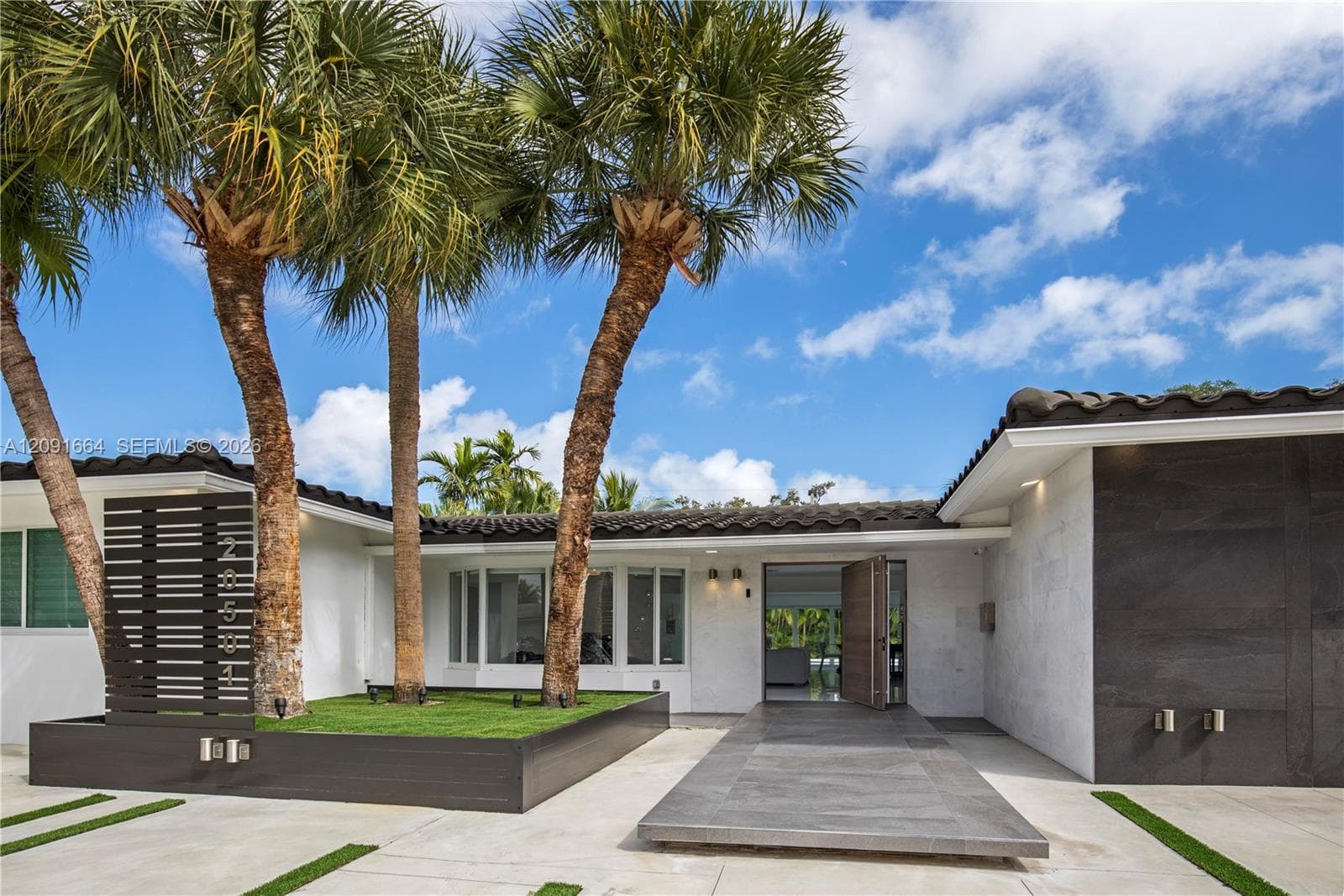 20501 NE 22nd Pl, Miami FL 33180 - Miami, FL - Photo 1