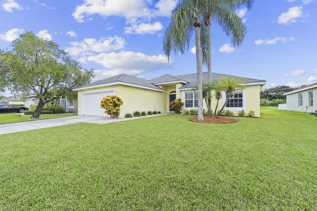 6242 Terra Rosa Circle, Boynton Beach FL 33472 - Boynton Beach, FL - Photo 2
