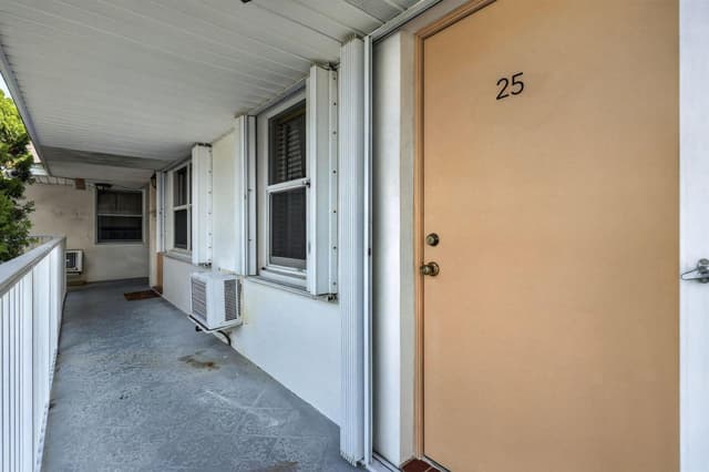 810 LAKE SHORE Drive # 25, Lake Park FL 33403 - Lake Park, FL - Photo 5