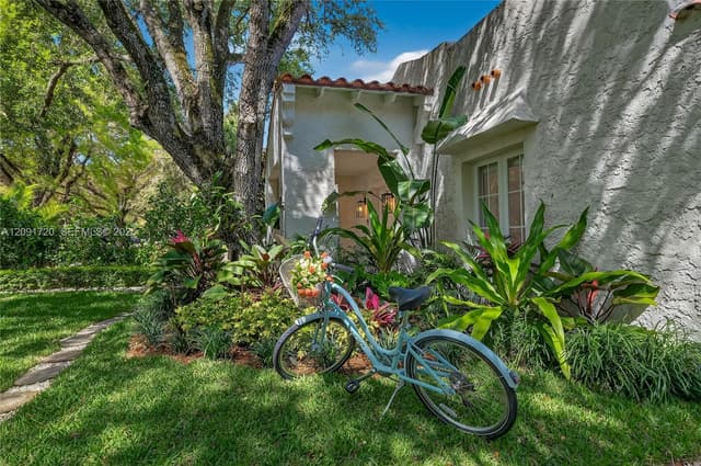 1109 Almeria Ave, Coral Gables FL 33134 - Coral Gables, FL - Photo 4