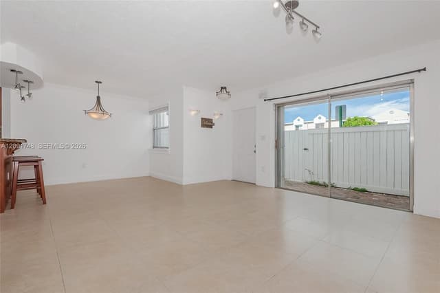 4520 SW 68th Ct Cir # 5, Miami FL 33155 - Miami, FL - Photo 2