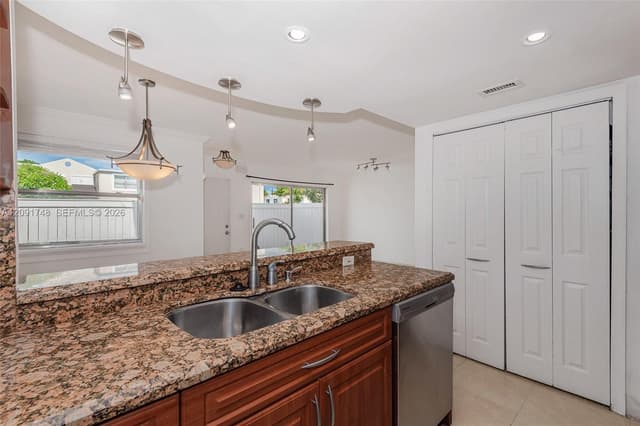 4520 SW 68th Ct Cir # 5, Miami FL 33155 - Miami, FL - Photo 6