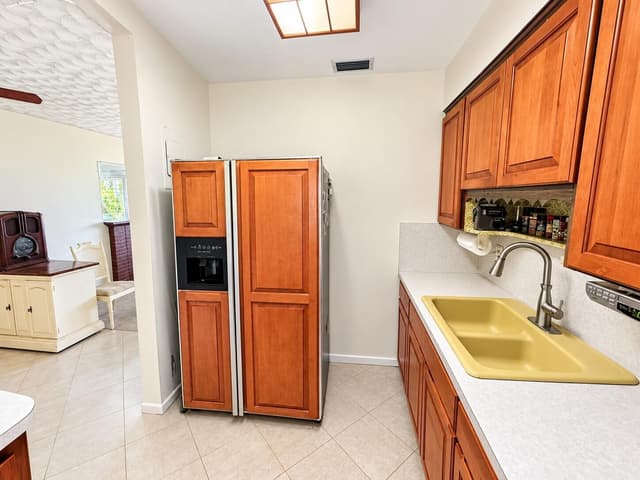 110 SE 3rd Avenue, Boynton Beach FL 33435 - Boynton Beach, FL - Photo 7