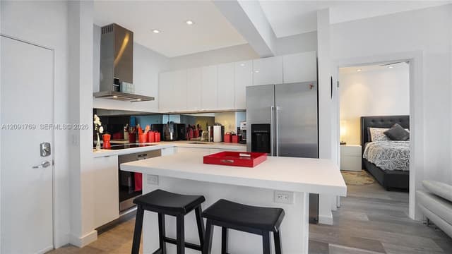 1460 Ocean Dr # 407, Miami Beach FL 33139 - Miami Beach, FL - Photo 3