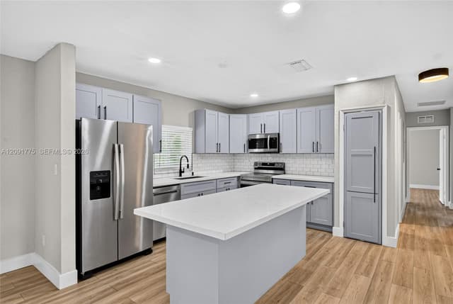 17400 SW 89th Ct, Palmetto Bay FL 33157 - Palmetto Bay, FL - Photo 5