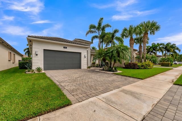 8543 Julian Alps Lane, Boynton Beach FL 33473 - Boynton Beach, FL - Photo 3