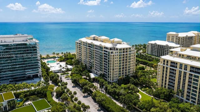 430 Grand Bay Dr # 606, Key Biscayne FL 33149 - Key Biscayne, FL - Photo 2