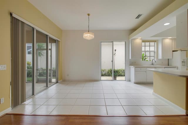 10755 WHARTON Way, Palm Beach Gardens FL 33412 - Palm Beach Gardens, FL - Photo 5