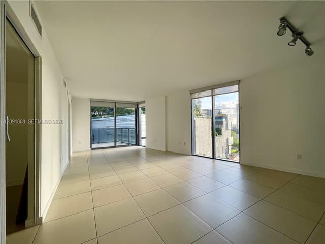 31 SE 6th St # 1101, Miami FL 33131 - Miami, FL - Photo 2