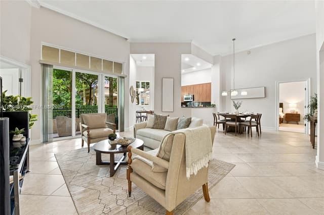 16102 Emerald Estates Dr # 126, Weston FL 33331 - Weston, FL - Photo 4