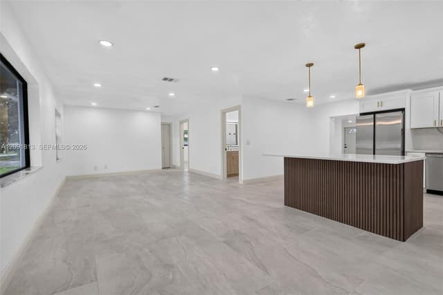 20352 NW 39th Ct, Miami Gardens FL 33055 - Miami Gardens, FL - Photo 2