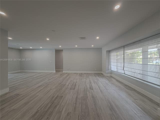 20405 NE 22nd Pl, Miami FL 33180 - Miami, FL - Photo 5