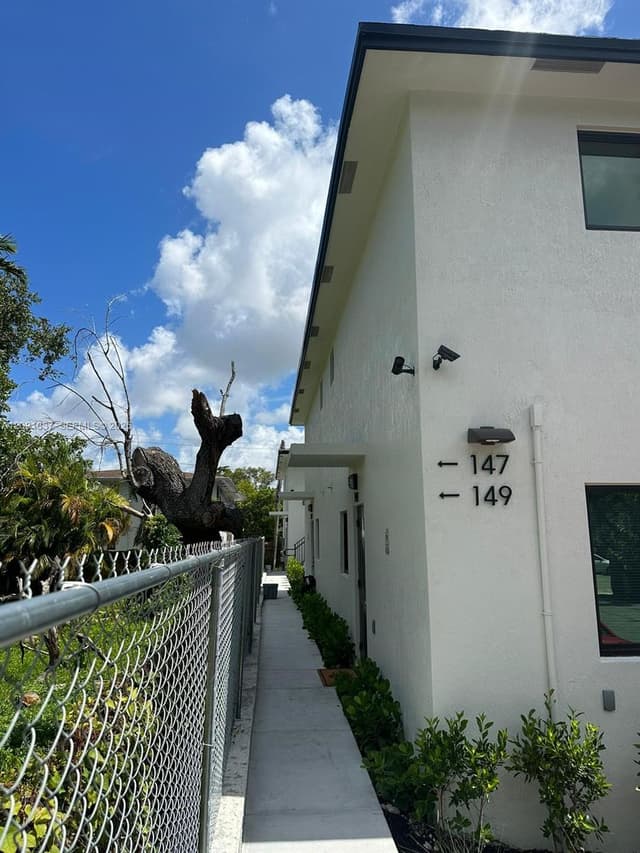 147 NW 61st St, Miami FL 33127 - Miami, FL - Photo 3