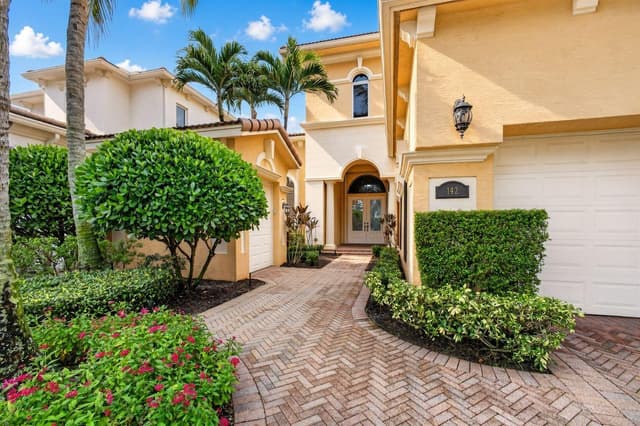 142 Viera Drive, Palm Beach Gardens FL 33418 - Palm Beach Gardens, FL - Photo 6