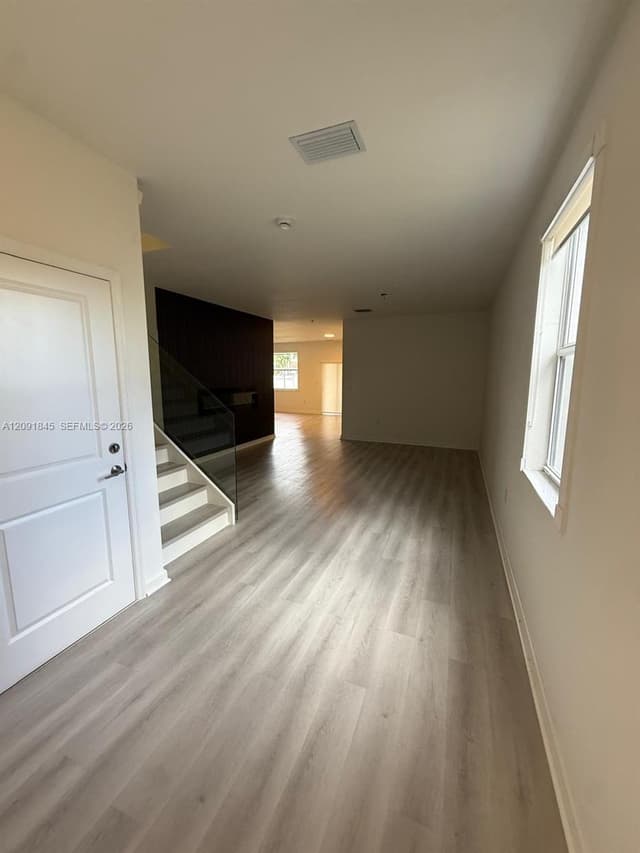 2661 SE 24th Ct, Homestead FL 33035 - Homestead, FL - Photo 5