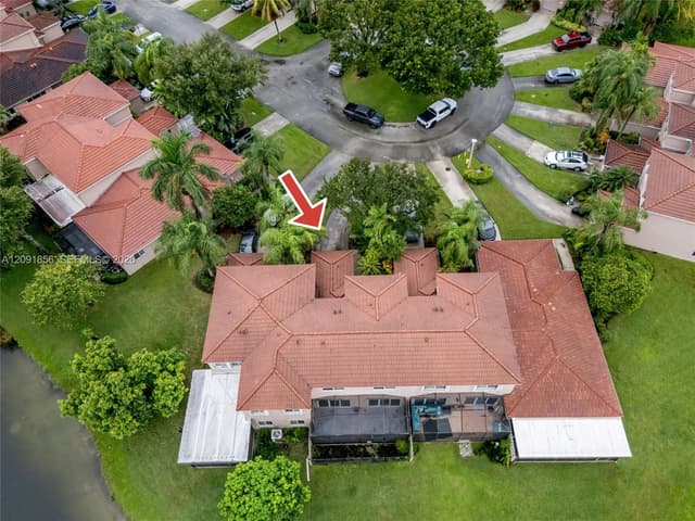 1724 SW 110th Ter, Davie FL 33324 - Davie, FL - Photo 4