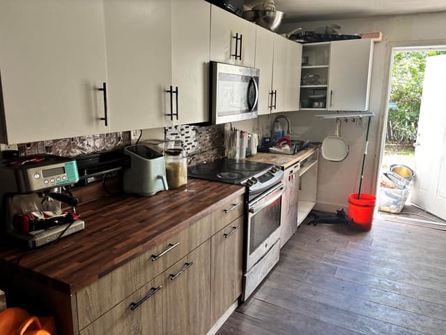 2126 NW 92ND Street, Miami FL 33147 - Miami, FL - Photo 7