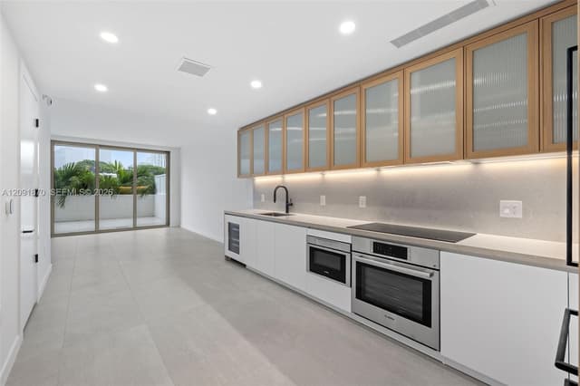 2200 Brickell Ave # 206, Miami FL 33129 - Miami, FL - Photo 5