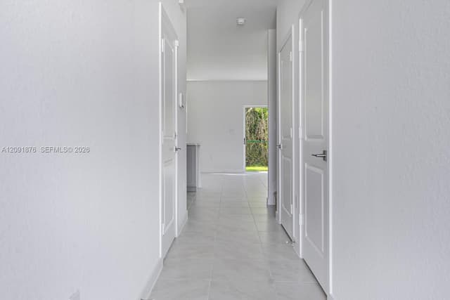 934 SE 19th St, Homestead FL 33034 - Homestead, FL - Photo 6