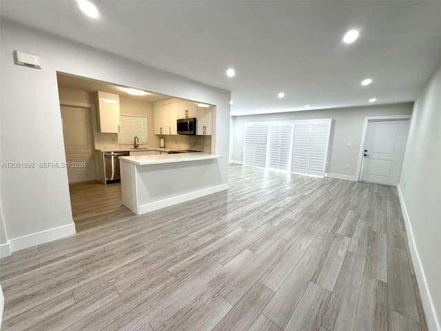 8104 SW 81st Pl, Miami FL 33143 - Miami, FL - Photo 6