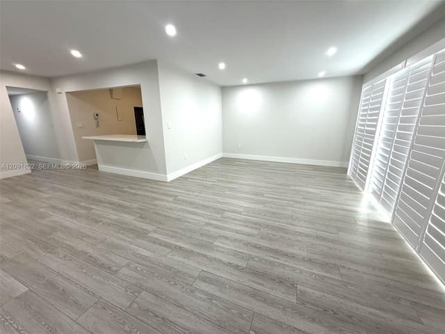 8104 SW 81st Pl, Miami FL 33143 - Miami, FL - Photo 5