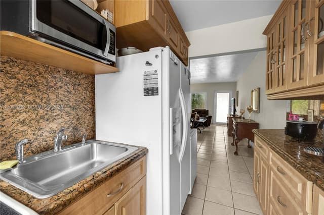 3470 SW 10th St Unit 10B, Miami FL 33135 - Miami, FL - Photo 6