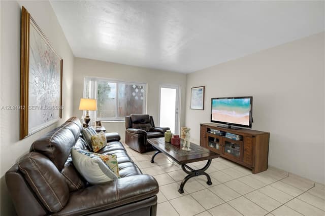 3470 SW 10th St Unit 10B, Miami FL 33135 - Miami, FL - Photo 3