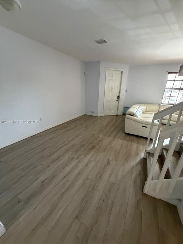 3515 W 89th Pl, Hialeah FL 33018 - Hialeah, FL - Photo 4